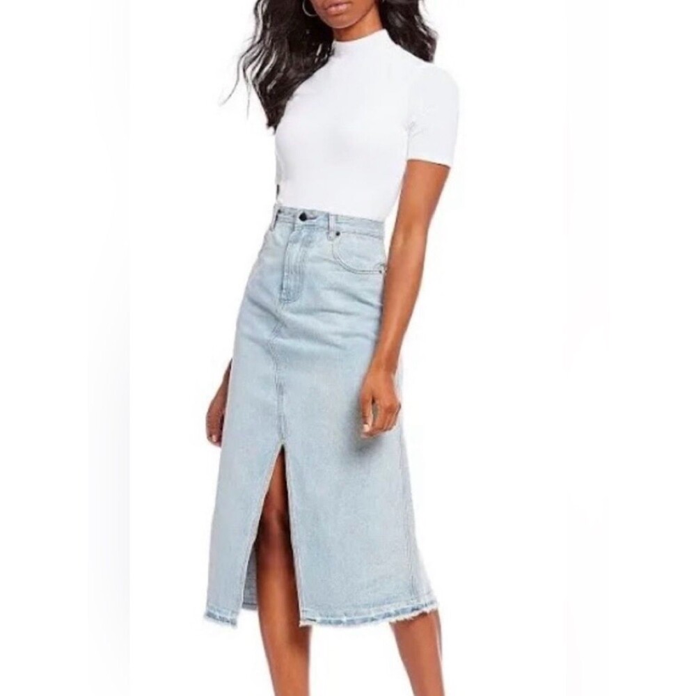 Gianni Bini Light Blue Denim Midi Skirt Front Slit Sz 28 Casual Chic Beach